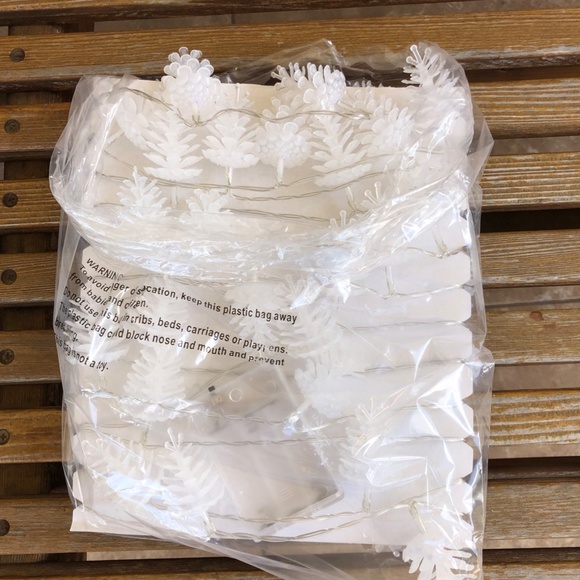 Christmas Fairy Lights Pinecone String Light Warm White LED Mantel Decor 16FT - Picture 2 of 4